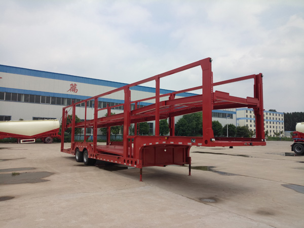 車輛運輸半掛車