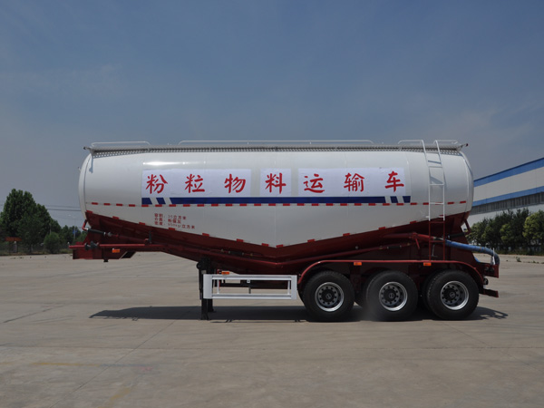 粉粒物料運輸半掛車