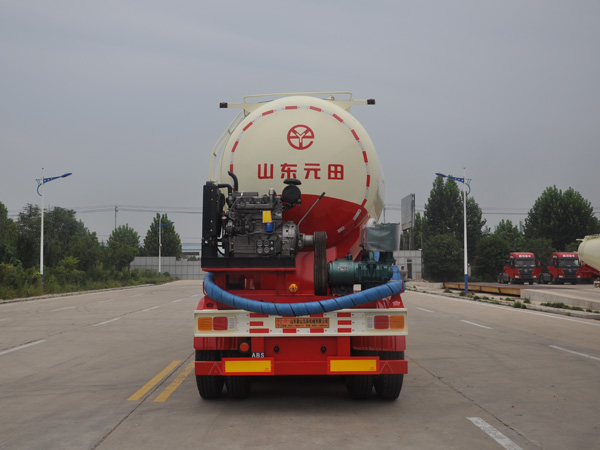 粉粒物料運輸半掛車